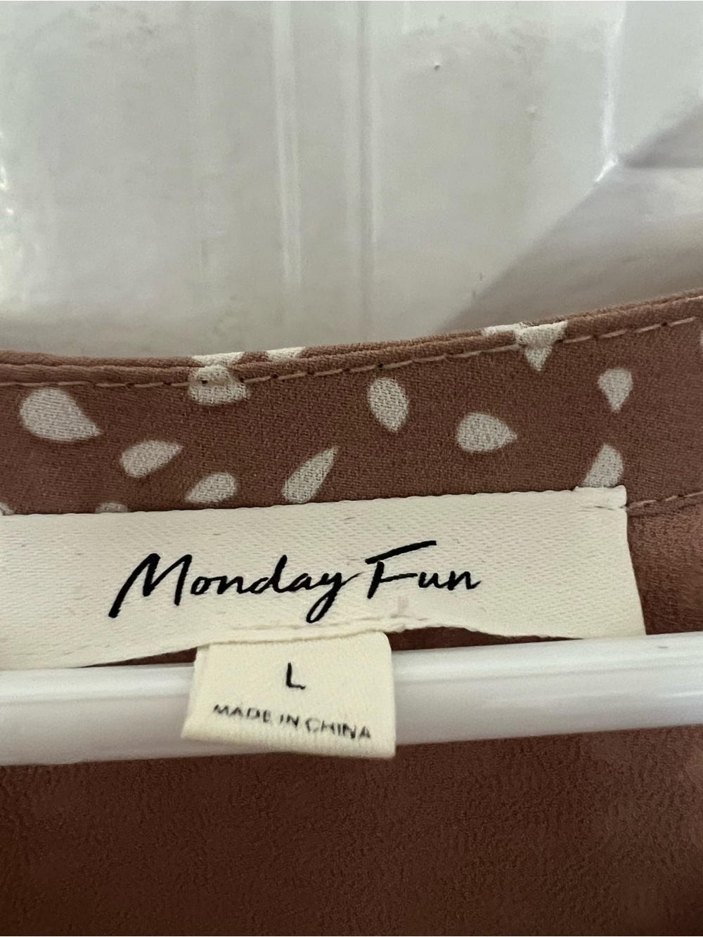 Casual V-Neck Cap Sleeve Blouse in Taupe with Cream Dot Print - Picture 3 of 4